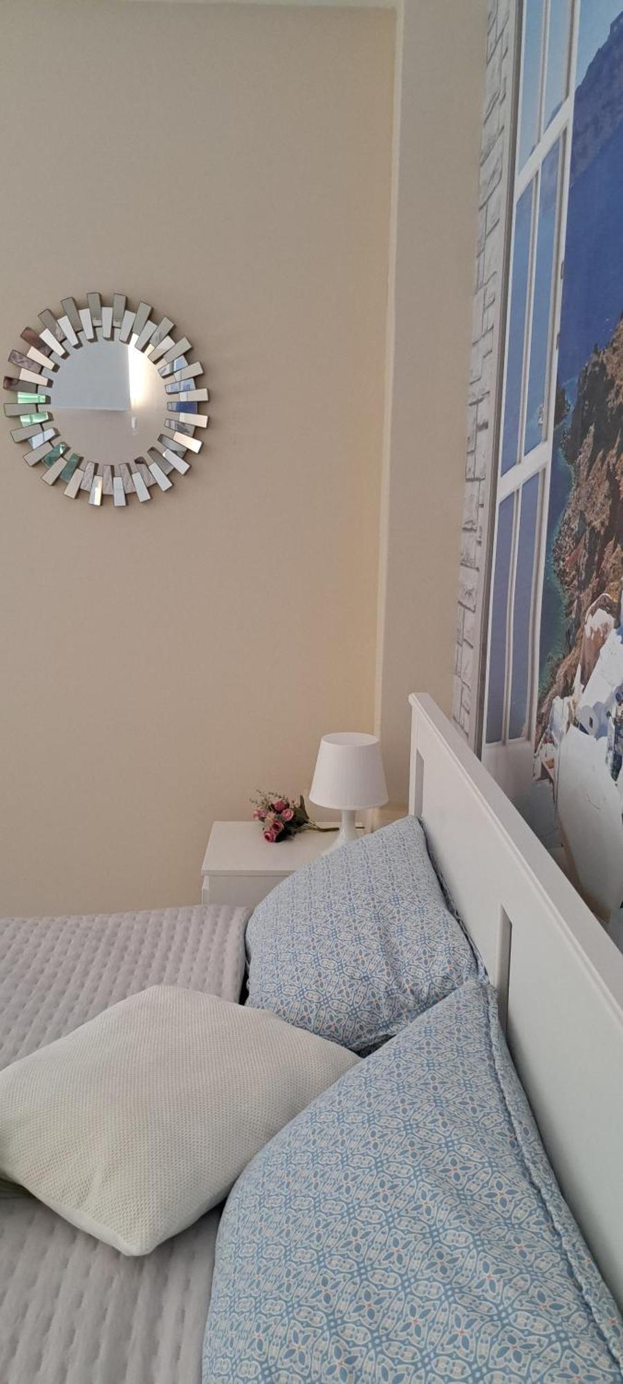 Santorini Apartment สเรมสกา มิโตรวิตซา ภายนอก รูปภาพ